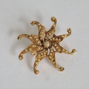 Vintage Antique Baroque Boho Gold Tone Seed Pearl Star Swirl Starfish Brooch Pin